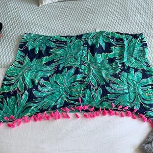 Lilly pultzier infinity scarf